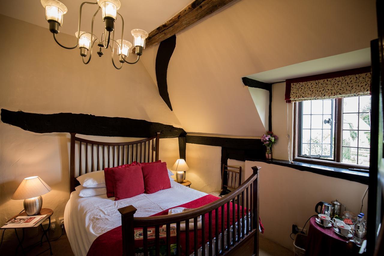 The Fleece Inn Bretforton Екстер'єр фото