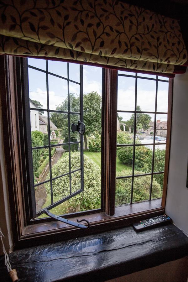 The Fleece Inn Bretforton Екстер'єр фото